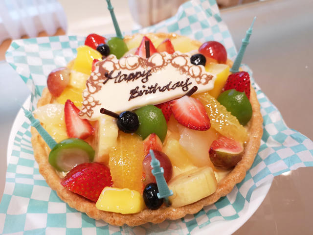 キルフェボンのケーキで誕生日のお祝い Foods たべるのむ もえのダラダラにっき